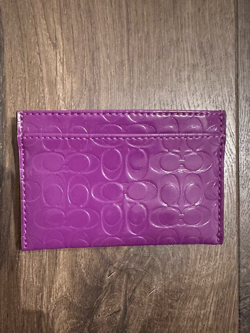 NWOT - Coach Signature Embossed Patent Leather Card Case - Purple - Picture 2 of 4